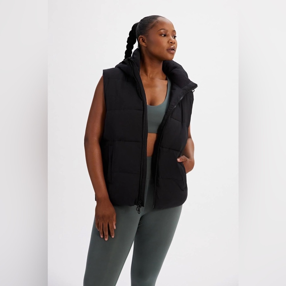 Girlfriend Collective Puffer Vest Size Small